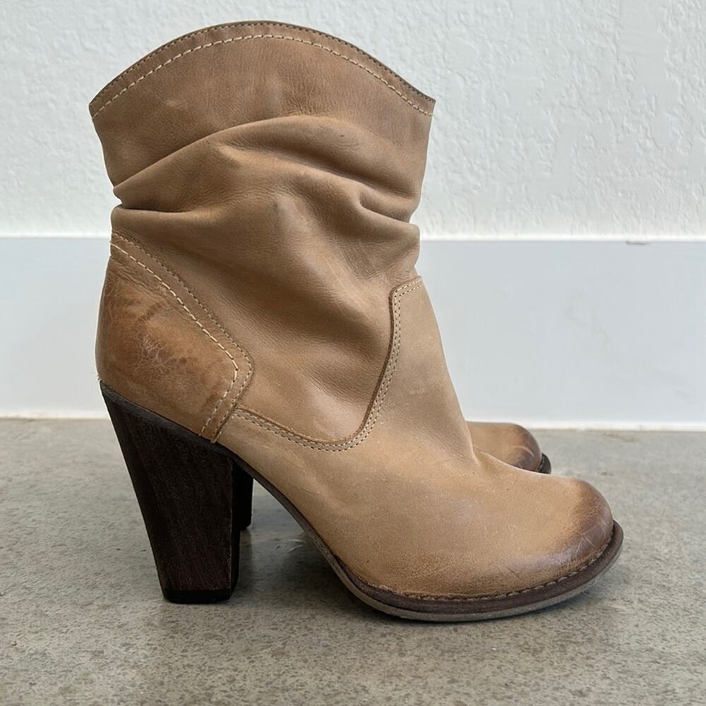 Mia Limited Edition Tan Booties Womens 6.5